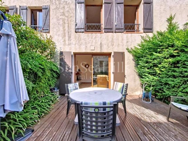 Villa jumelée 4 pièces avec terrasses, sous sol et parking couvert – Nice Bas Cyrnos