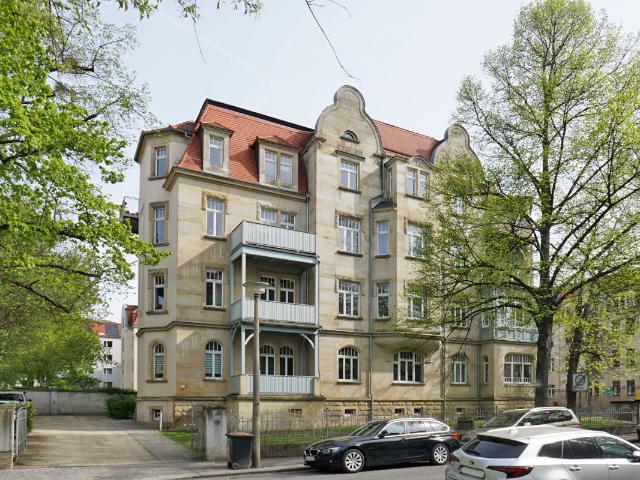 Villa Juventa: 2 Balkone + Lift + Stellplatz