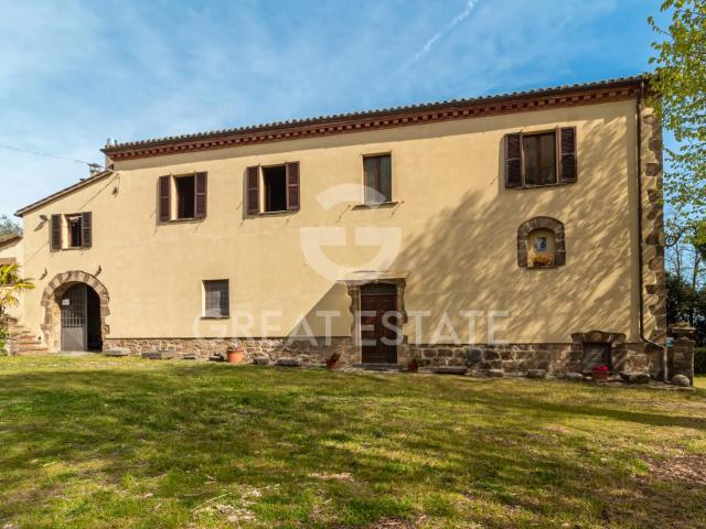 Villa La Morra 884m² Porano