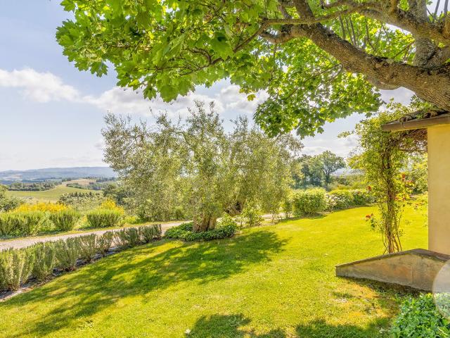 Villa La Soglia · CET360 385m² Cetona