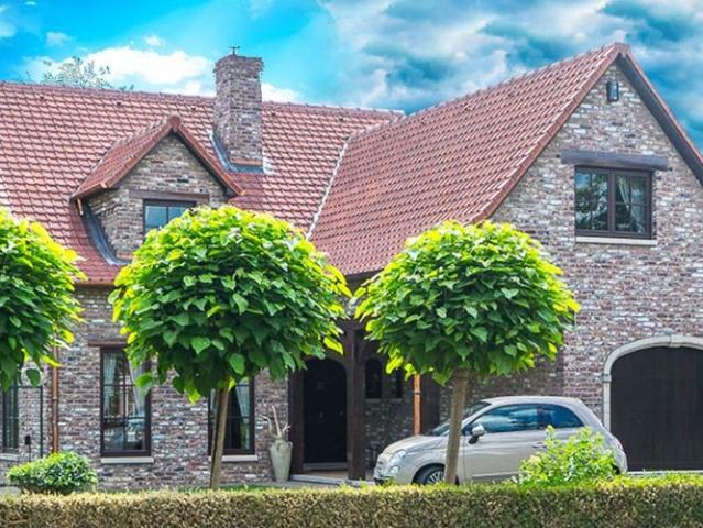 Villa landhuis te huur in Mechelen aan de Maas voor € 2.250 met 4 slaapkamers