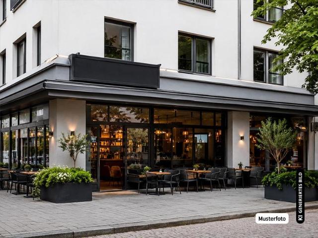 Villa Leverkusen Leverkusen 105974670