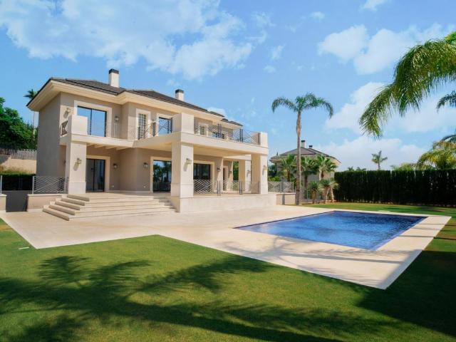 Villa, Los Flamingos 526m² Los Gallos