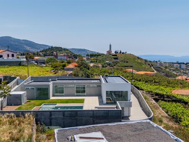 Villa Lumina — Funchal, Ilha da Madeira 240m² São Martinho