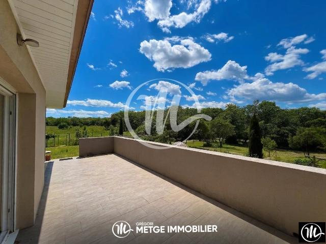 Villa Lumineuse avec Vue Panoramique Calme absolu à 5 min de. 178m² Logrian Florian