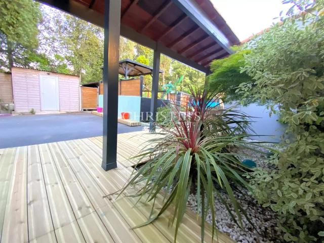 Villa lumineuse avec piscine à Meschers, proche plage et Roy. 156m² Meschers sur Gironde