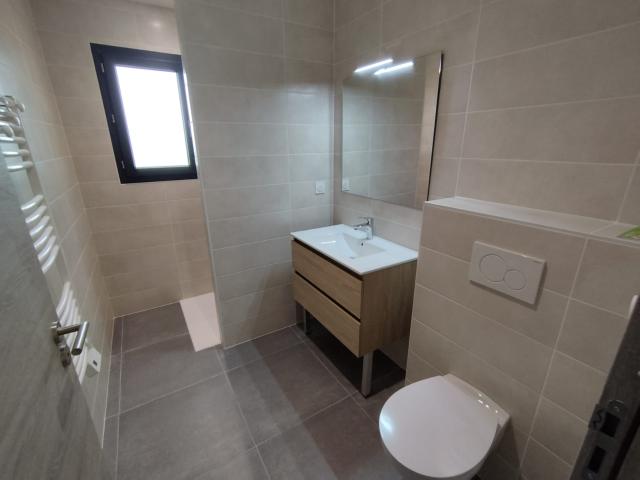 VILLA LUMINEUSE T4 DE PLAIN PIED EN 3 FACES