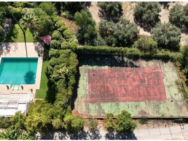 Villa lujo con Bosque privado, Piscina y Pista Tenis