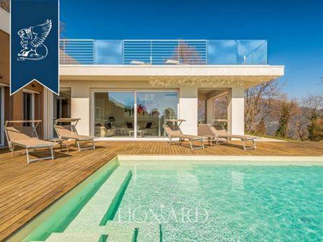 Villa Massarosa Lucca DLS96317197