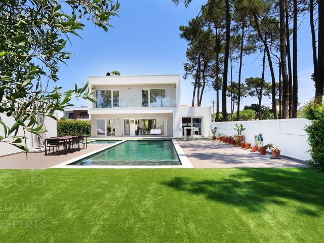 Villa Maui Moradia T4 na Aroeira 223m² Charneca De Caparica