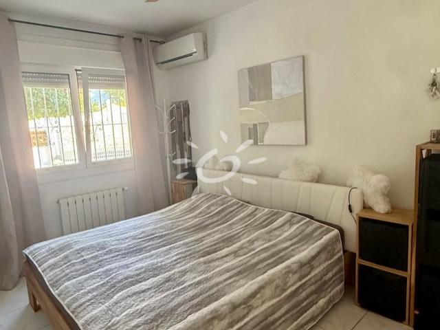 Villa Mediterránea con Vistas al Mar, Piscina Privada y a Po. 173m² Benissa