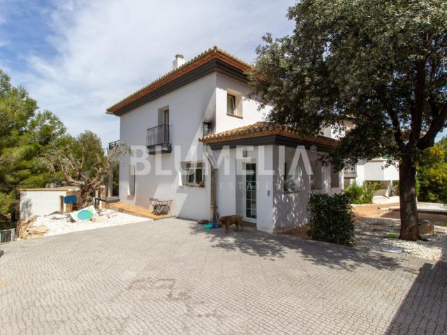 Villa mediterránea de 6 habitaciones con vistas al mar en ve. 456m² Dénia
