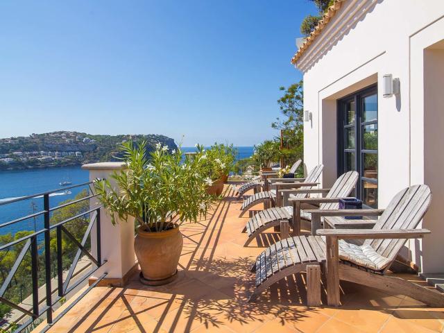 Villa mediterránea intemporal en Puerto de Andratx