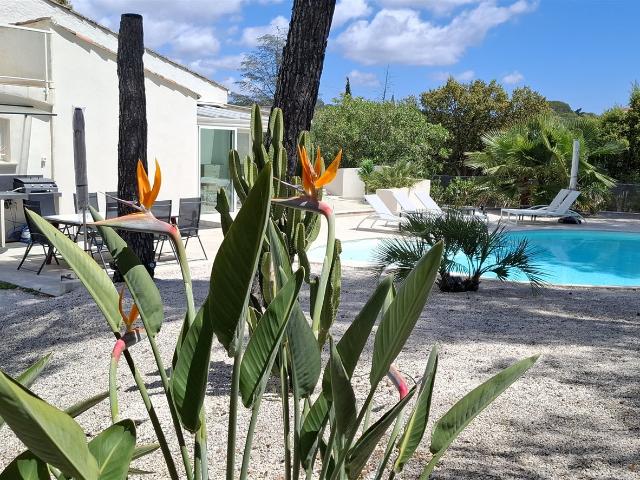 Villa méditerranéenne rénovée avec piscine – Côte d’Azur, Fr. 140m² Saint Raphaël
