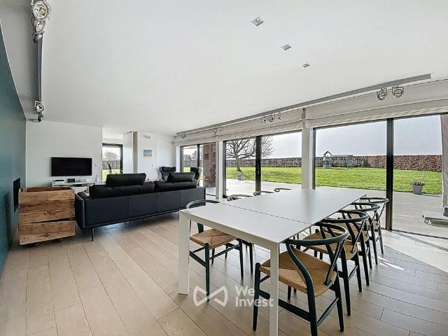 Villa met vier slaapkamers in Anderlecht