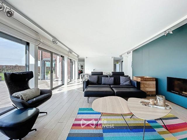 Villa met vier slaapkamers in Anderlecht
