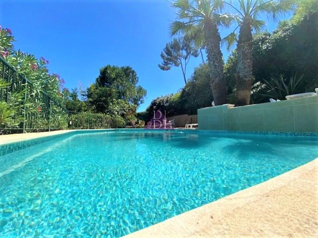 Villa meublée avec piscine