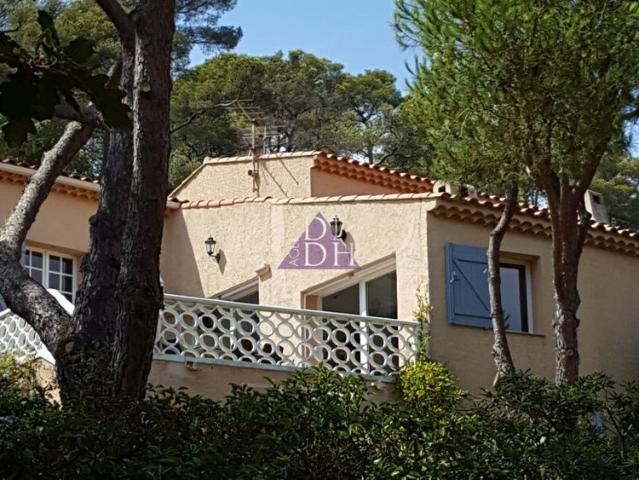 Villa meublée avec piscine