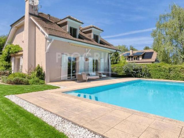 Villa meublée 3 chambres Grandes pièces sous sol Tout compris jardin et piscine
