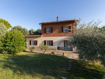 Appartamento in affitto a Bacanella Cortona