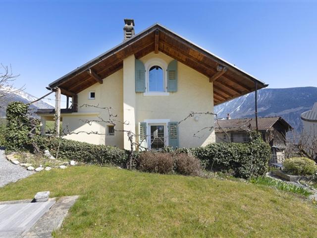 Villa mit 2 Wohnungen in Venthône