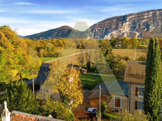 Villa mit Blick auf den Salève und großem Potenzial