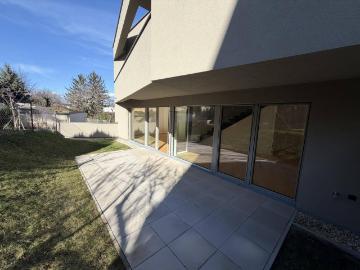 Villa mit Design Charakter und Garten außergewöhnlich Wohnen im BRUNNIQUE