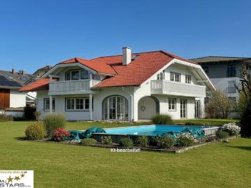 Villa mit Pool in Simbach, 10 Zimmer, mit Garten, Terrasse & Doppel Garage!