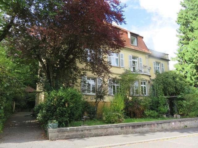 Villa mit Platz für Ideen