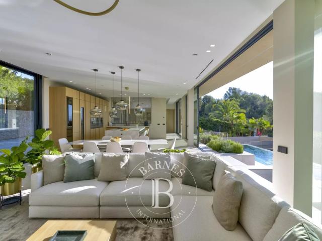 Villa moderna de nueva construcción en Costa d’en Blanes con. 572m² Costa d'En Blanes