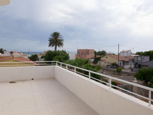 Villa moderna de obra nueva en Els Poblets