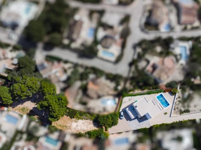 Villa moderna de obra nueva, lista para entrar a vivir, con. 202m² Benissa