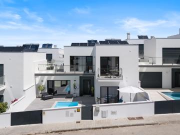 Villa Moderna Sofisticada em Zona Residencial Prime. 178m² Atouguia Da Baleia