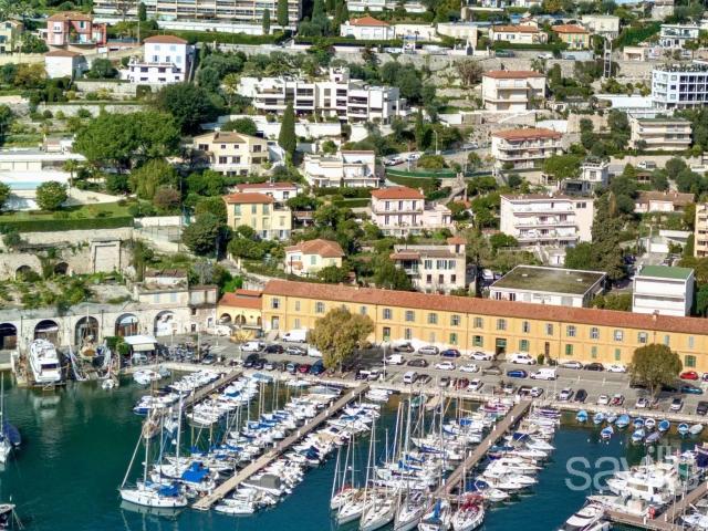 Villa moderne à rénover proche de la mer 346m² Villefranche sur Mer