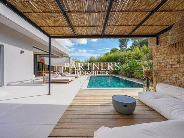 Villa moderne de 350 m² à 20min d'Aix