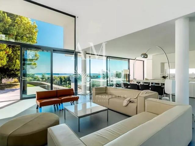 VILLA MODERNE VUE MER PANORAMIQUE PLAGES A PIED