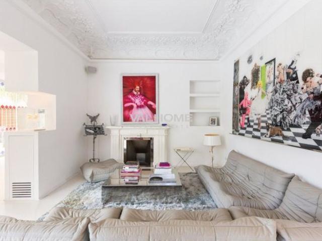 Villa modernista reformada con acabados de lujo en Sarrià
