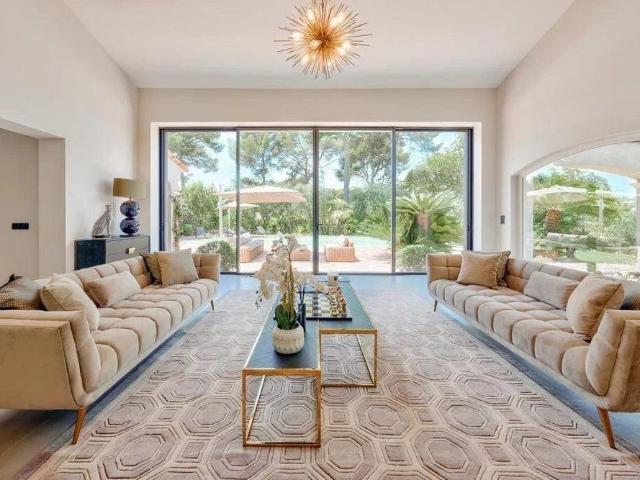 Villa • Mougins