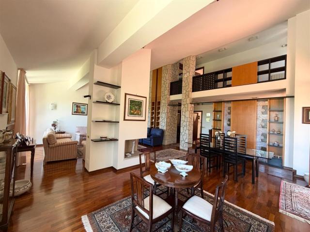 Villa Narni 350m² Narni