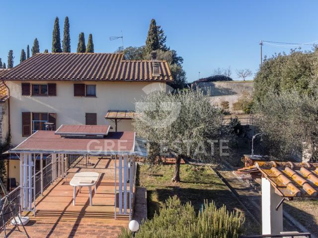 Villa Nencioni 305m² Tuoro sul Trasimeno