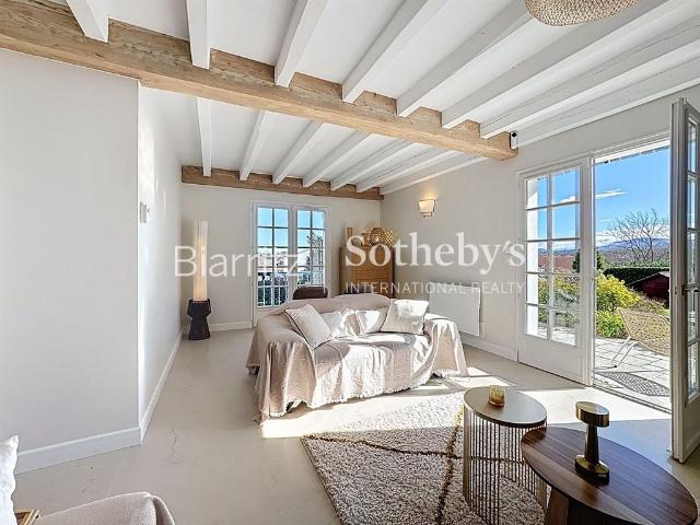 Villa néo Basque à 5 mn du golf d'Arcangues 175m² Arbonne