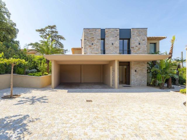 Villa neuve vue mer, Centre de Sainte Maxime 340m² Sainte Maxime