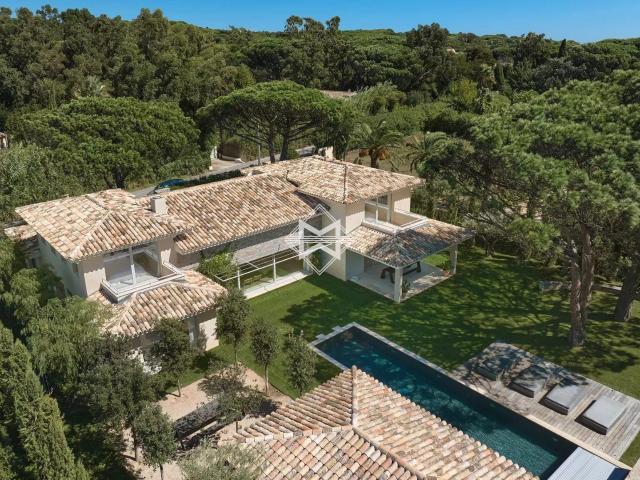 Villa neuve à pied des plages 504m² Saint Tropez