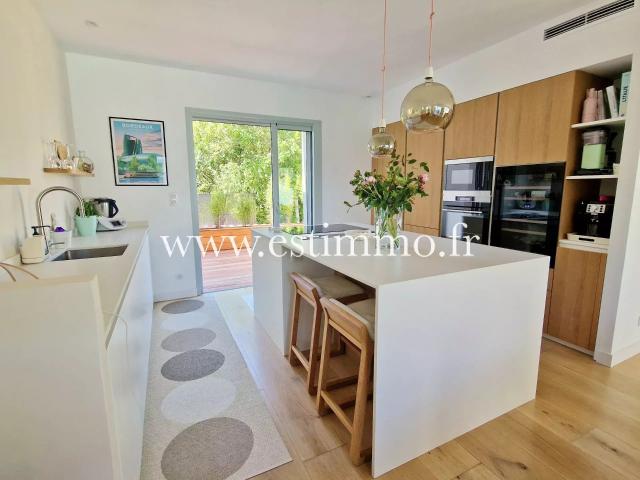 villa neuve contemporaine