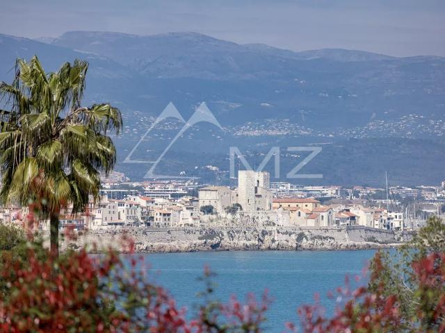 Villa Neuve de Luxe avec Vue Panoramique sur la Mer