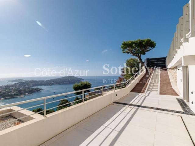 Villa neuve de luxe à Villefranche sur Mer avec panorama sur Cap Ferrat