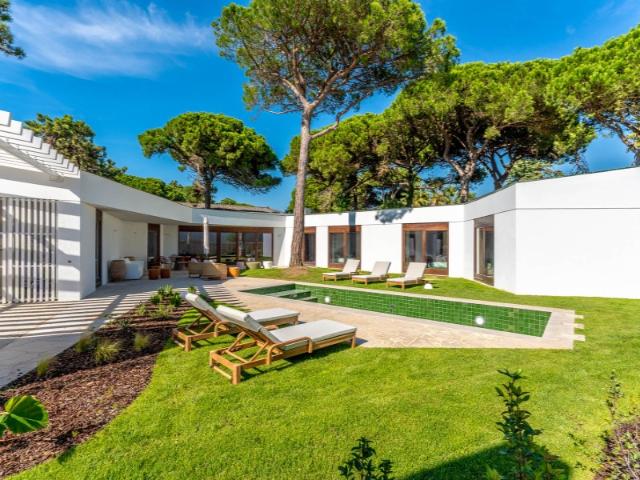 Villa no Golf | 4 Suites | Quinta da Marinha Sul