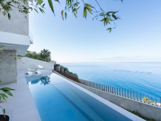 Villa Nórdica 121m² Arco Da Calheta