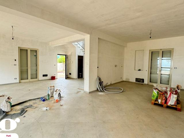 Villa nuova a Patti