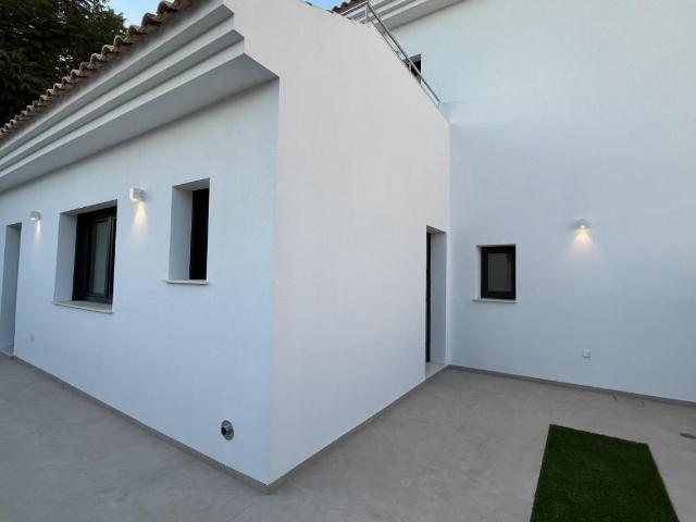 Villa nueva a estrenar con piscina privada a solo 500 metros. 145m² San Pedro del Pinatar